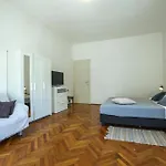 Ljubica With Shared Bathroom Задар