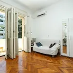 Апартаменти Ljubica With Shared Bathroom