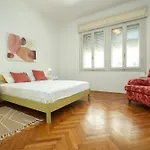 Ljubica With Shared Bathroom Задар