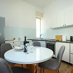 Апартаменти Ljubica With Shared Bathroom