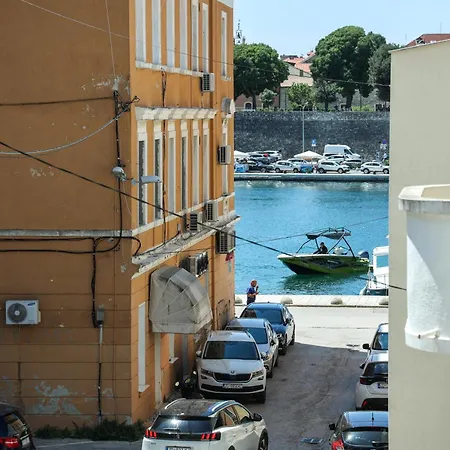 Ljubica With Shared Bathroom * Zadar
