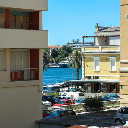 Lägenhet Ljubica With Shared Bathroom *