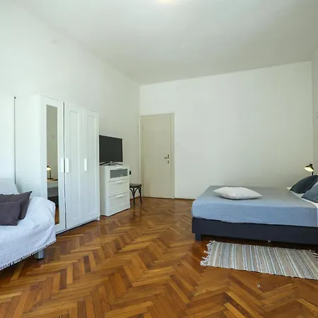 Ljubica With Shared Bathroom Zára