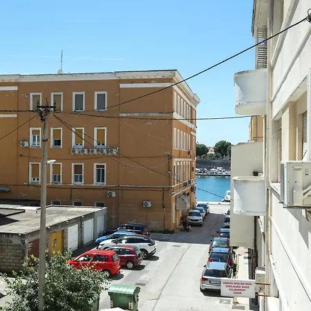 Ljubica With Shared Bathroom Apartman