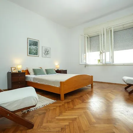 Ljubica With Shared Bathroom * Zára