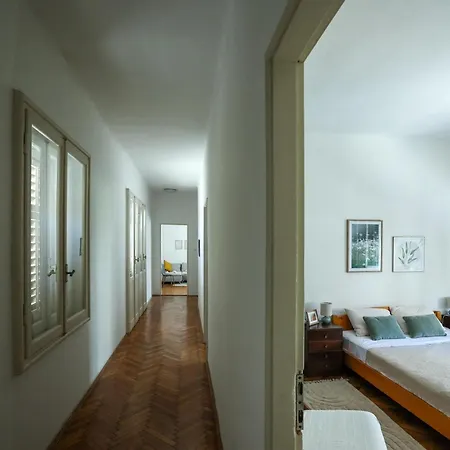 Ljubica With Shared Bathroom Apartman Zára