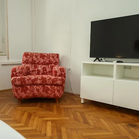 Apartman Ljubica With Shared Bathroom *