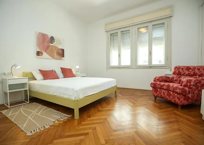 Ljubica With Shared Bathroom Zadar