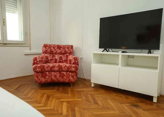 Lägenhet Ljubica With Shared Bathroom *