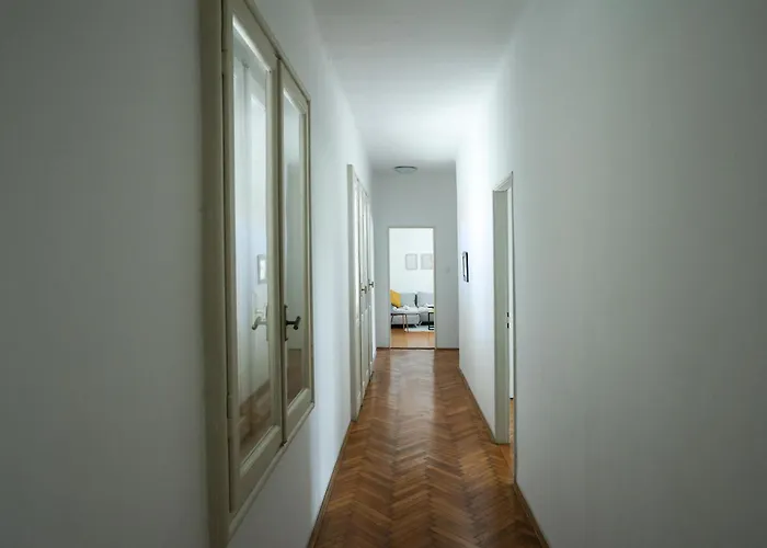 Ljubica With Shared Bathroom Lägenhet *